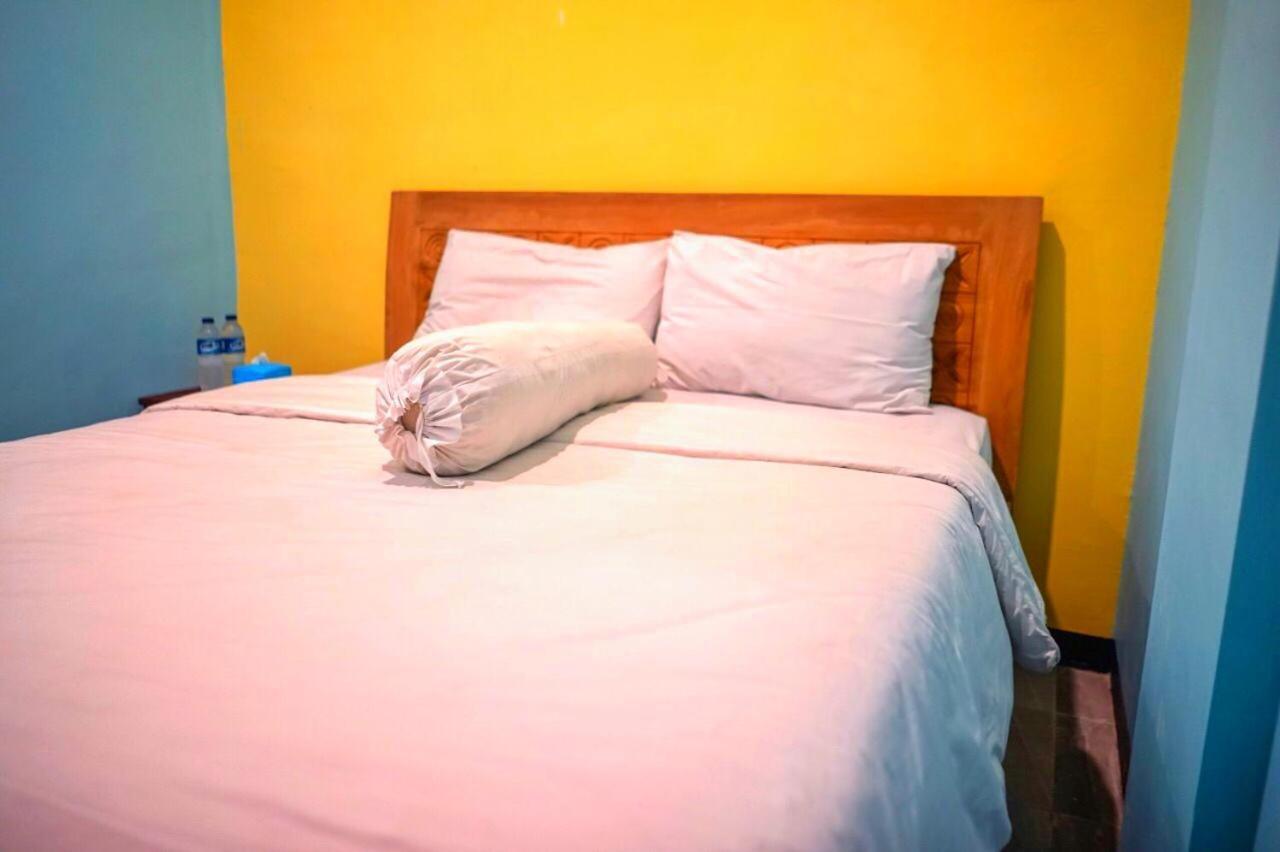 Roomz Budget Residence Semarang Dış mekan fotoğraf
