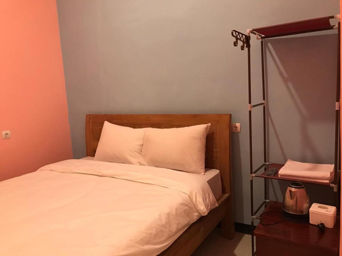 Roomz Budget Residence Semarang Dış mekan fotoğraf