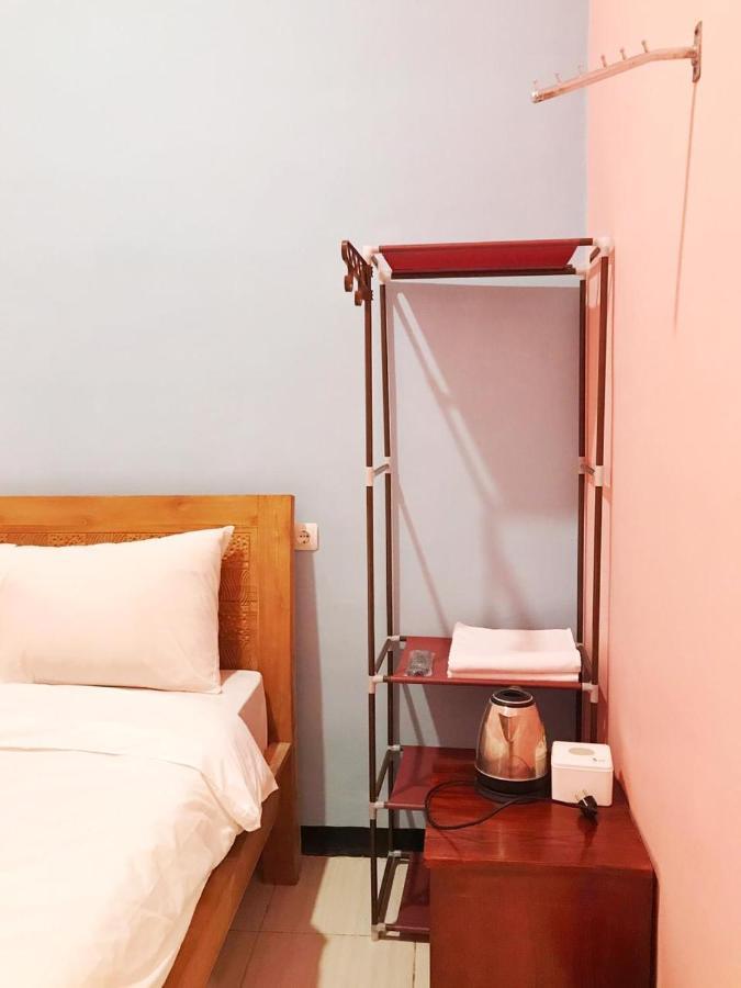 Roomz Budget Residence Semarang Dış mekan fotoğraf