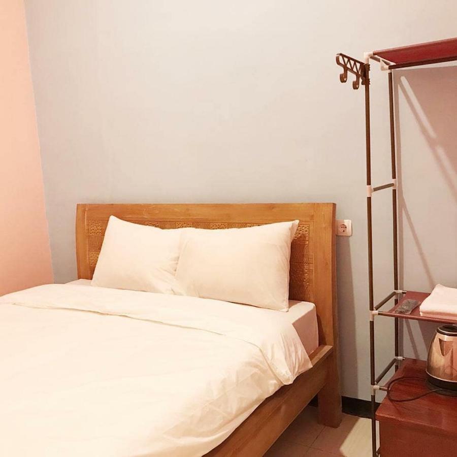 Roomz Budget Residence Semarang Dış mekan fotoğraf